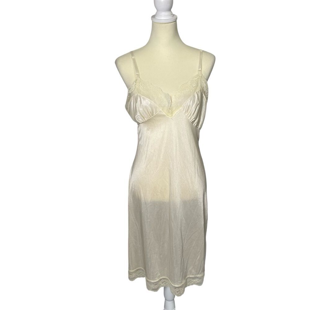 Vintage 80's Union Made Off White Lace Slip Dress Women's Size 38